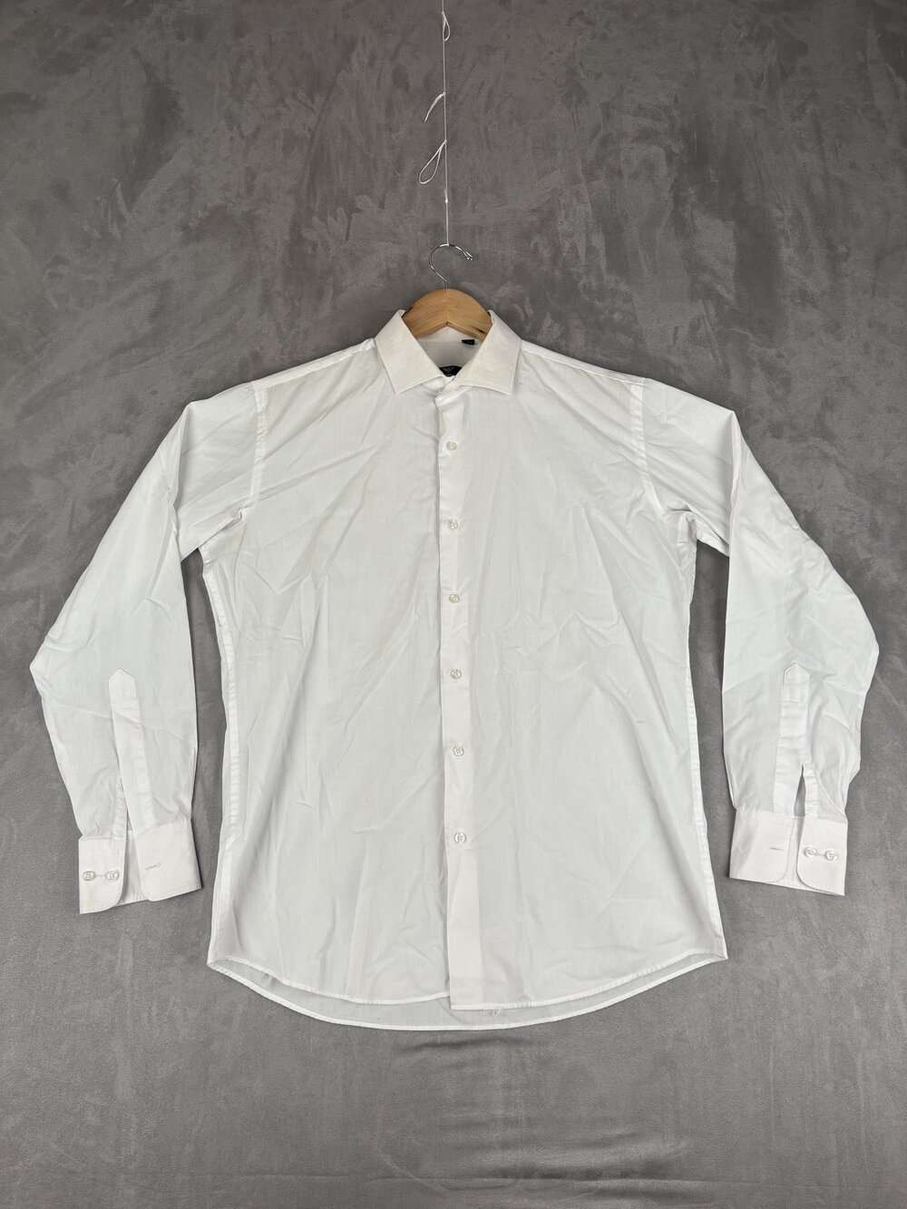 Giorgio Armani Men's White Dress Shirt - Neck 16.5 - Picture 2 of 10